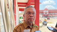 Plt_Kepala_DP3A_Kukar,_Hero_Suprayitno